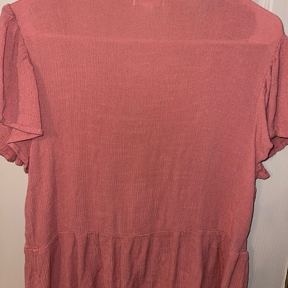 Eyeshadow High-Low Cropped Top - Picture 5 of 5